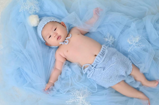 防城港孕妇肚子上长红点